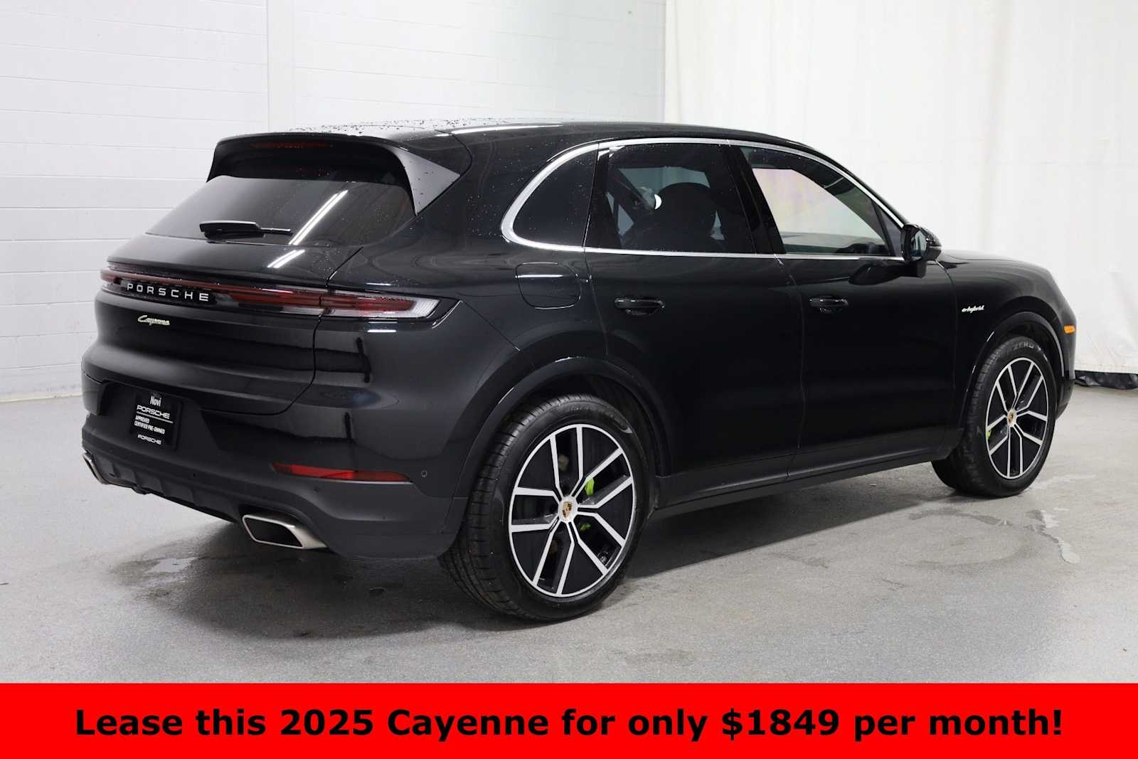 Thumbnail: 2025 Porsche Cayenne - 9