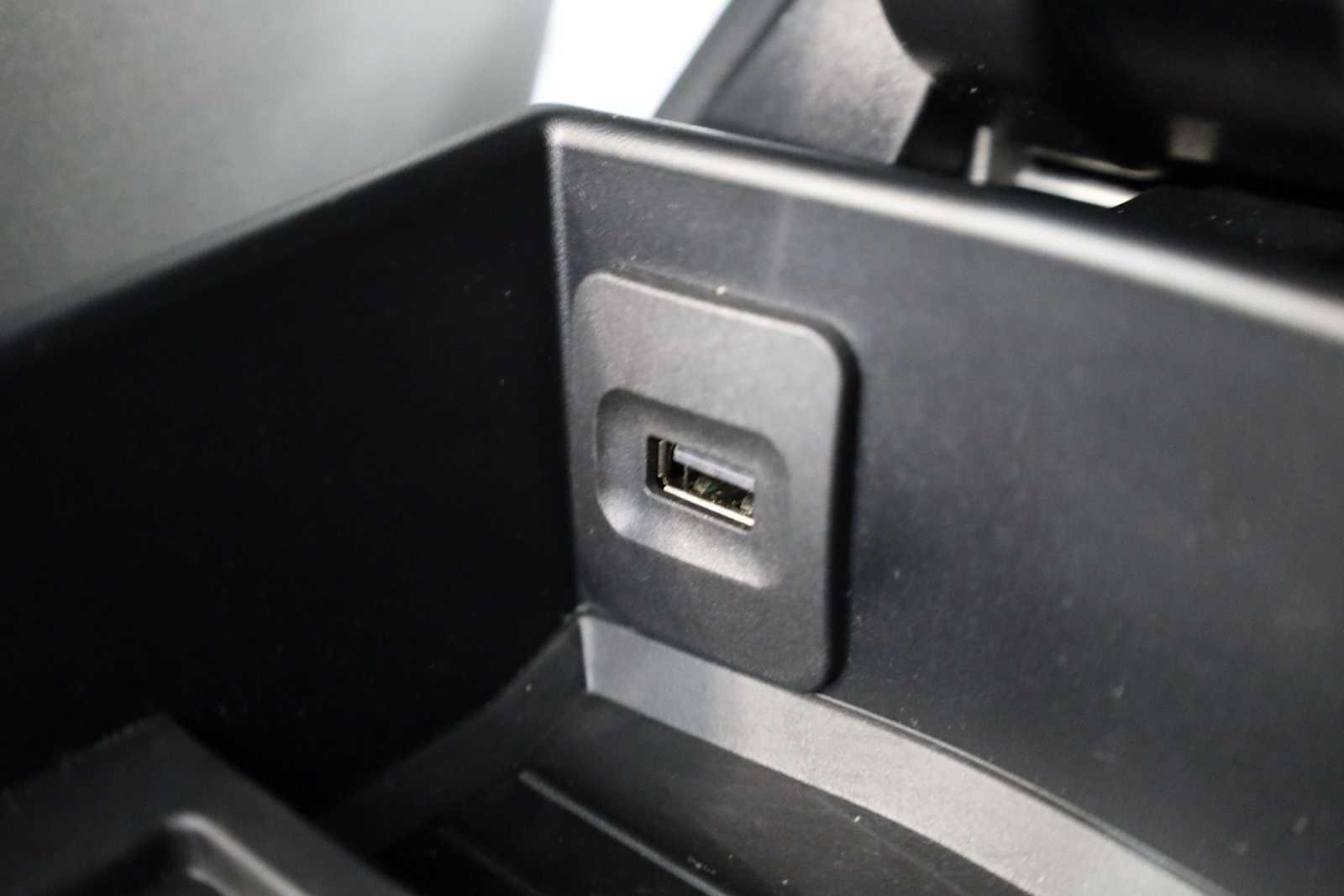 Thumbnail: 2019 Porsche 911 - 34