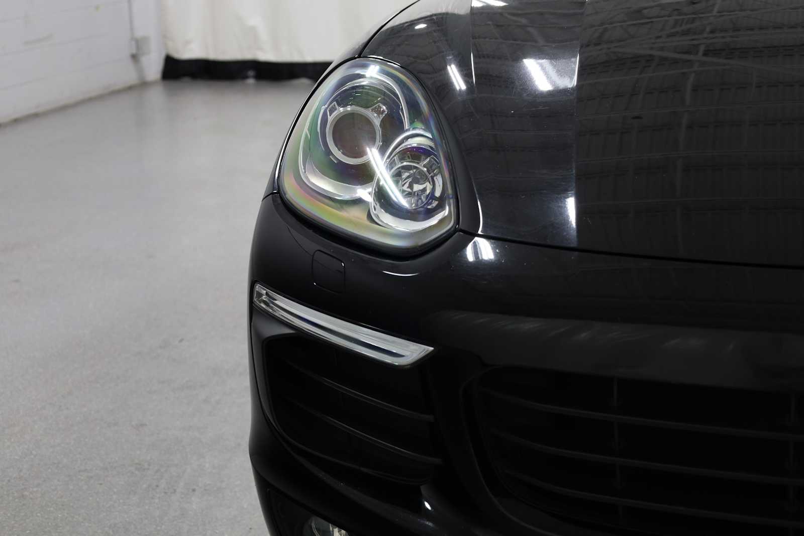 Thumbnail: 2018 Porsche Cayenne - 15