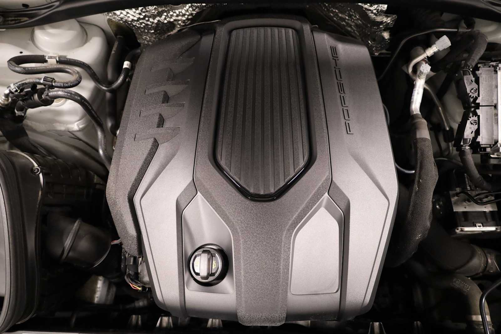 Thumbnail: 2023 Porsche Macan - 41