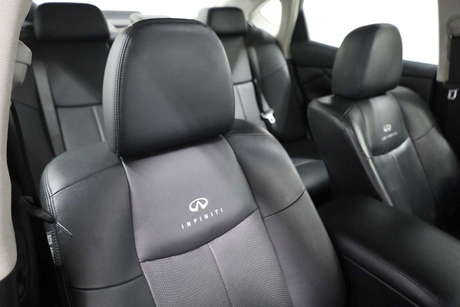 Thumbnail: 2013 INFINITI M37 - 21