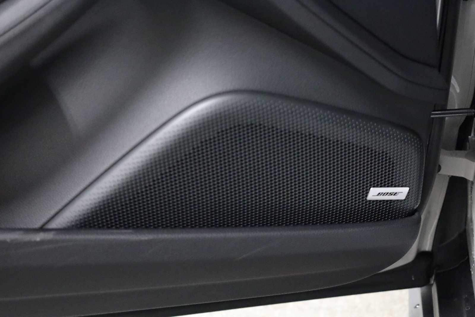 Thumbnail: 2026 Porsche Panamera - 18