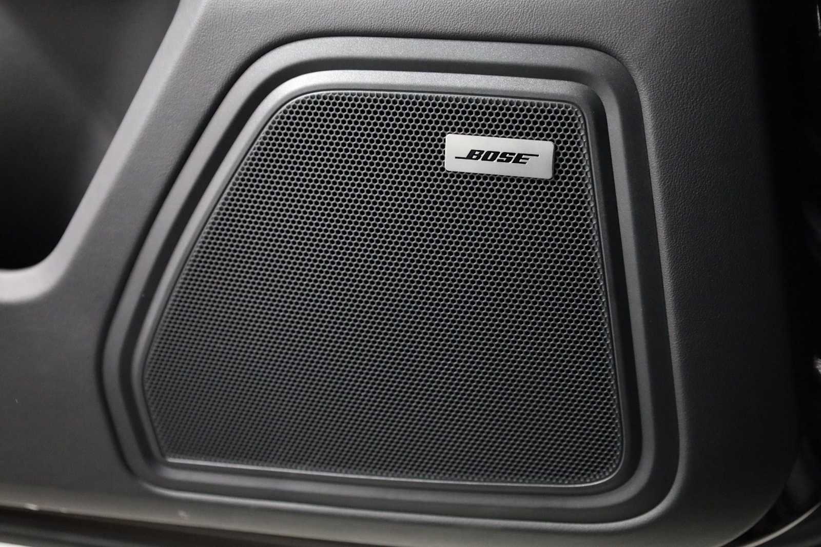 Thumbnail: 2025 Porsche Macan - 17