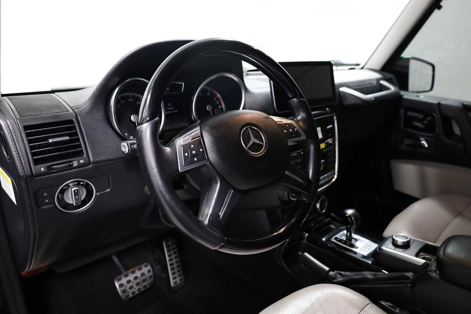 Thumbnail: 2013 Mercedes-Benz G-Class - 4