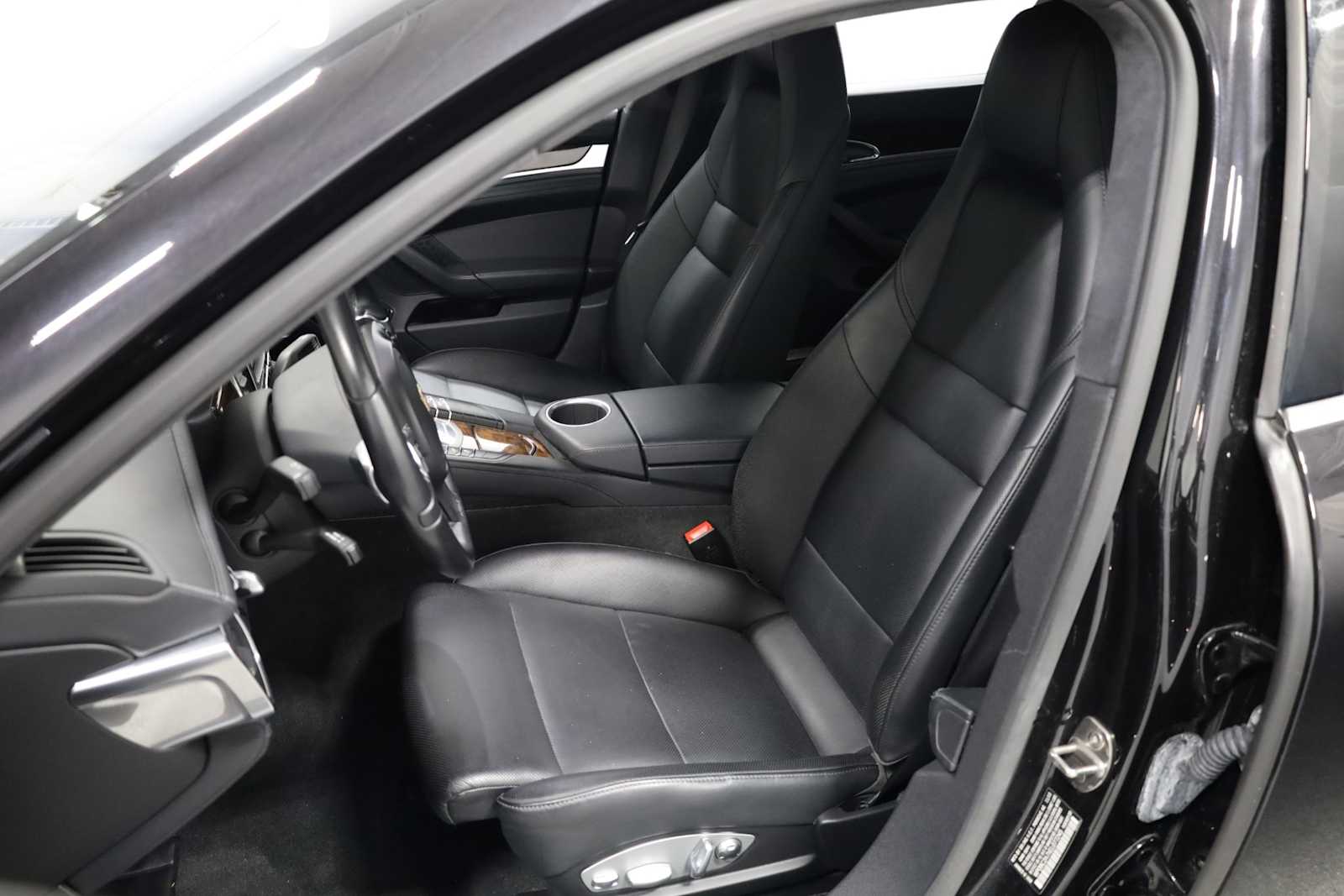 Thumbnail: 2014 Porsche Panamera - 5