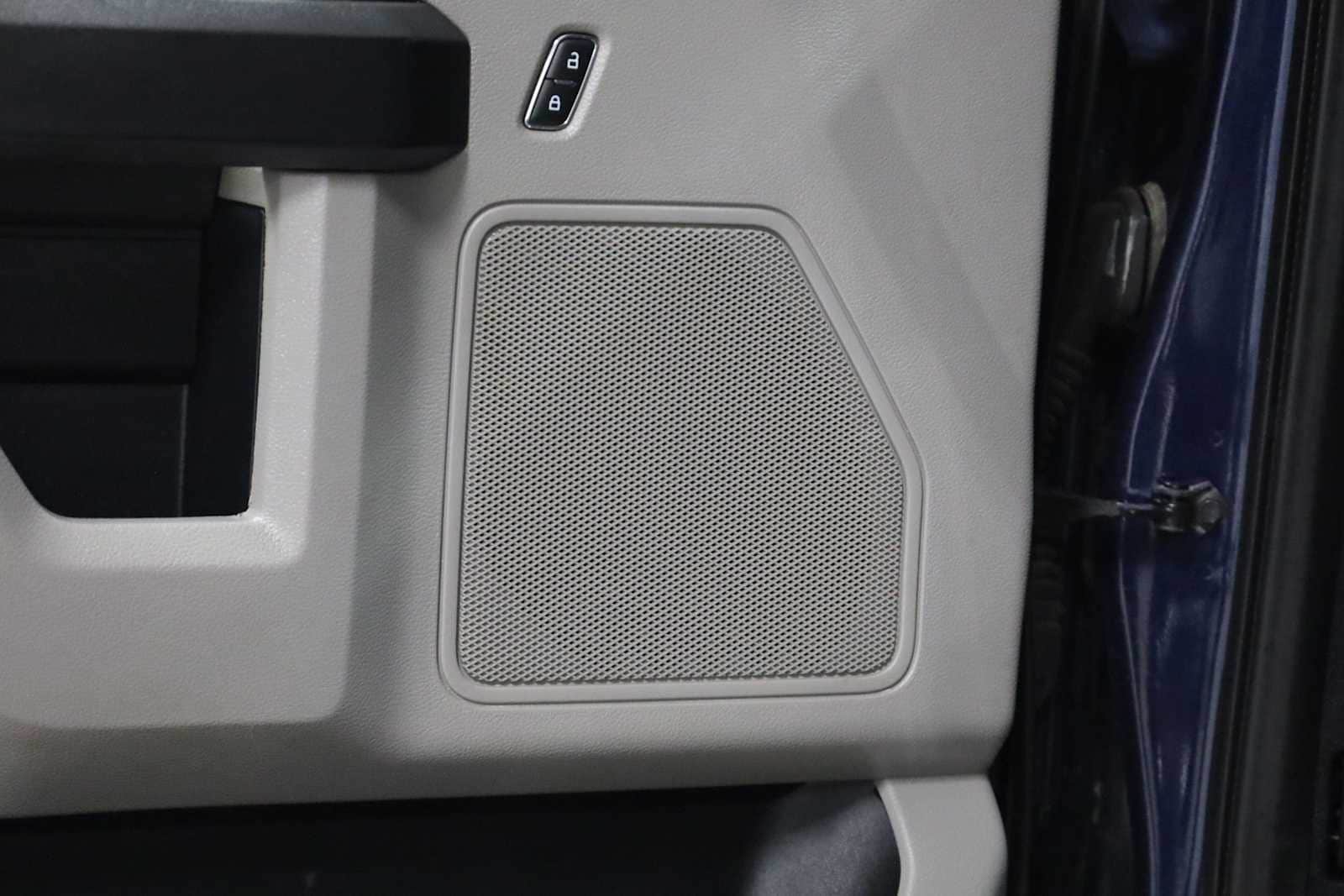 Thumbnail: 2020 Ford F-350 - 17