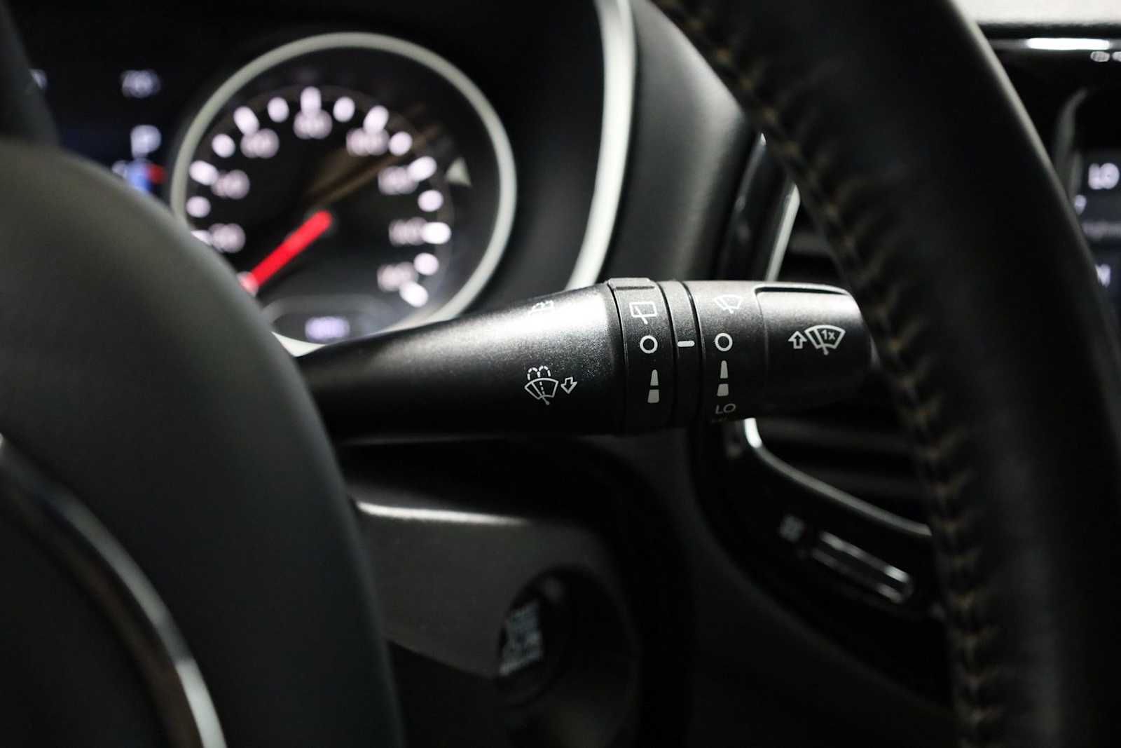 Thumbnail: 2019 Jeep Compass - 27