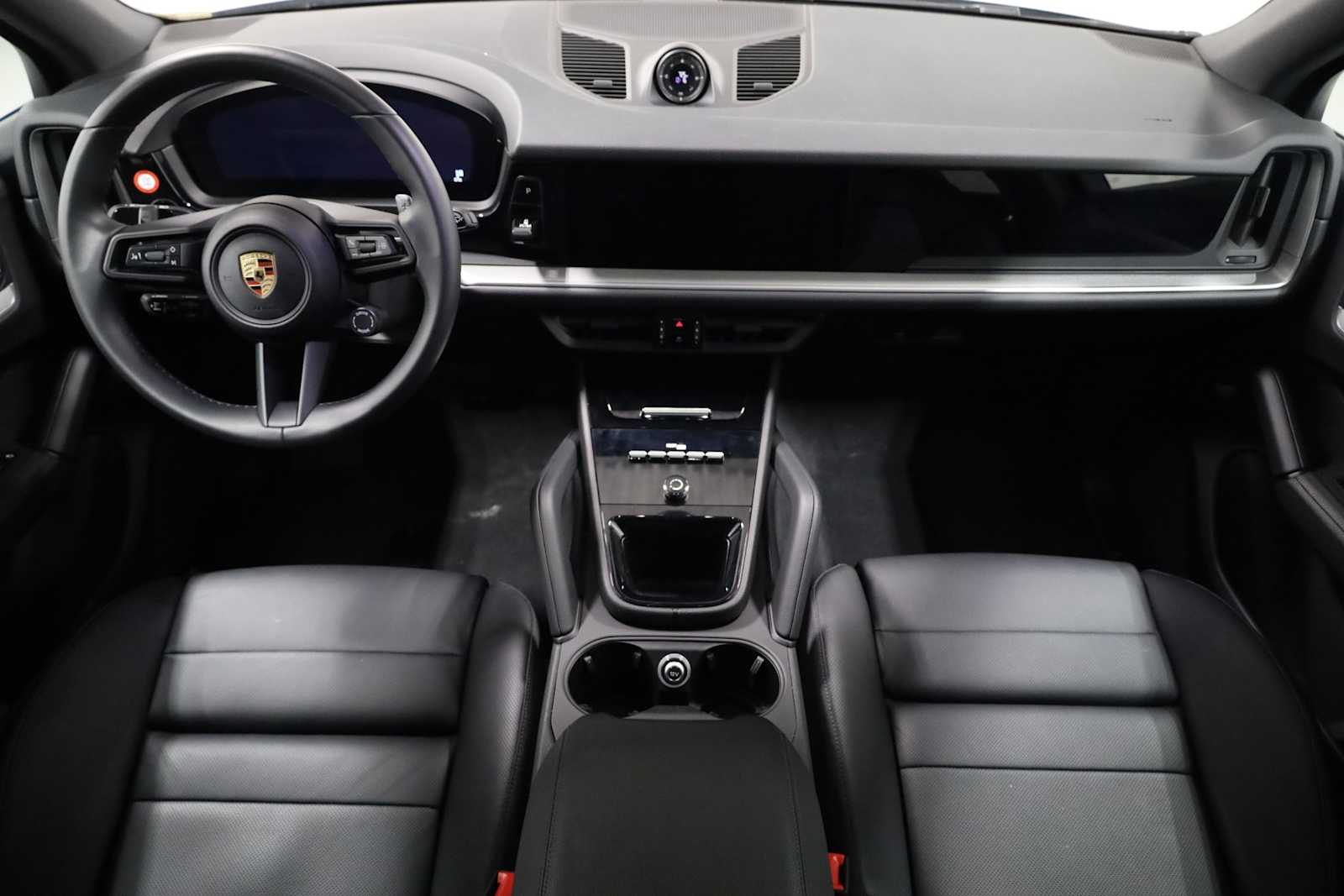 Thumbnail: 2024 Porsche Cayenne - 25