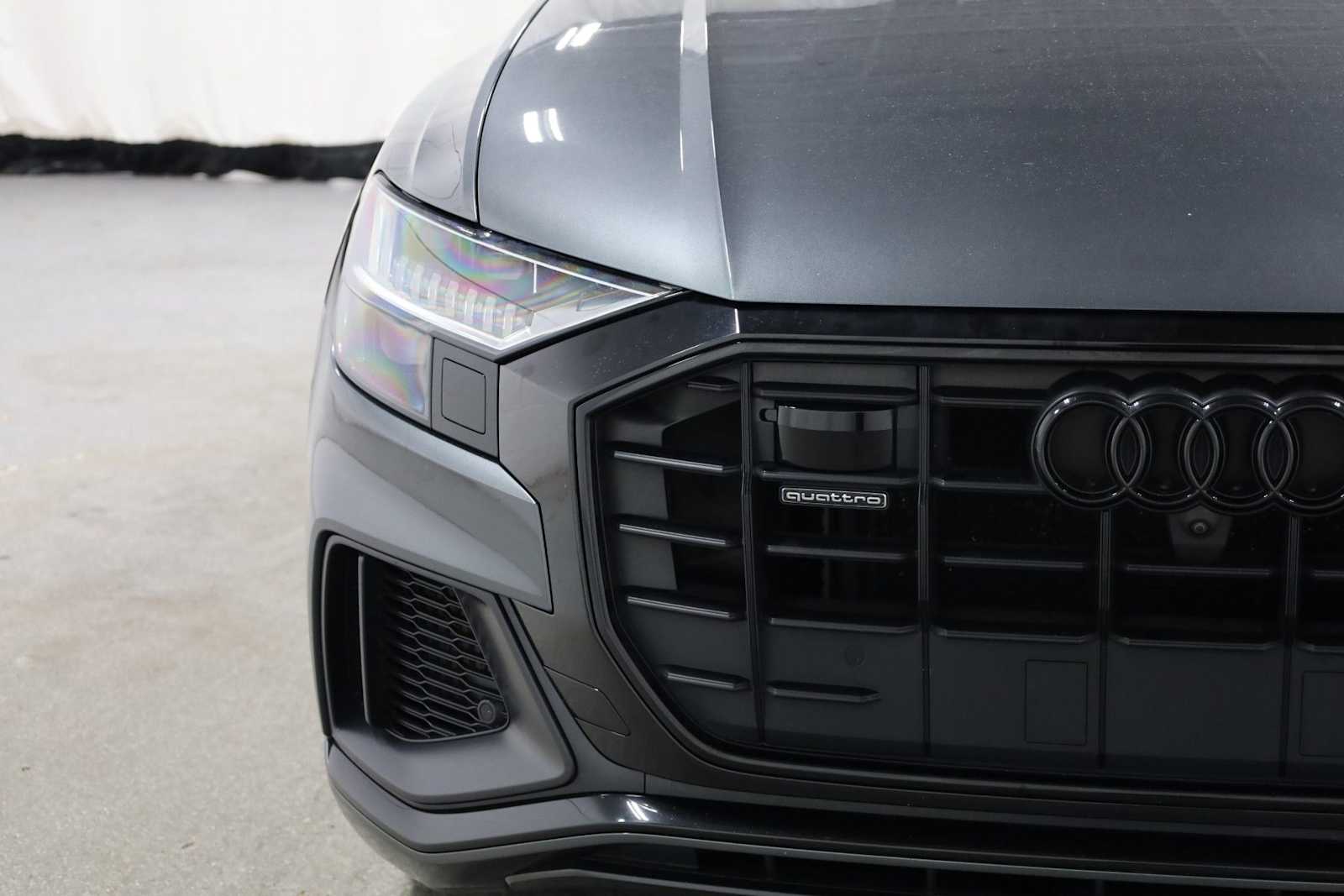 Thumbnail: 2021 Audi Q8 - 15