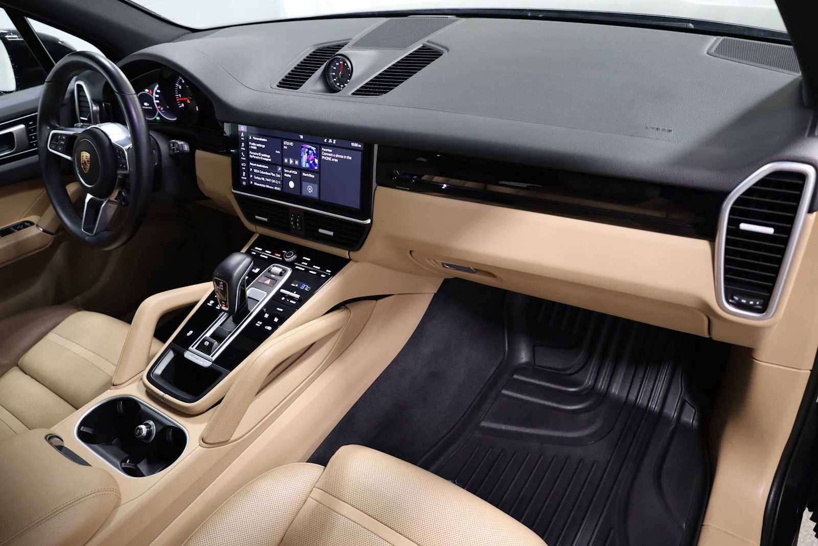 Thumbnail: 2019 Porsche Cayenne - 6