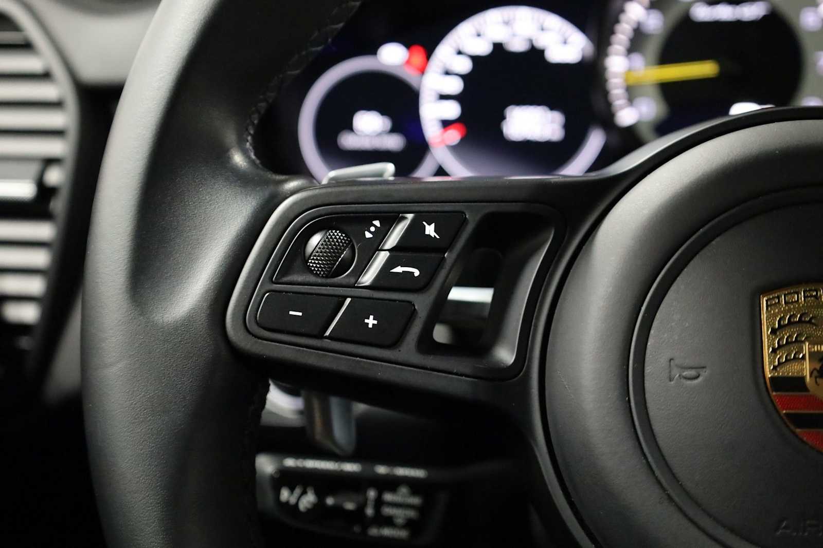 Thumbnail: 2022 Porsche  - 26