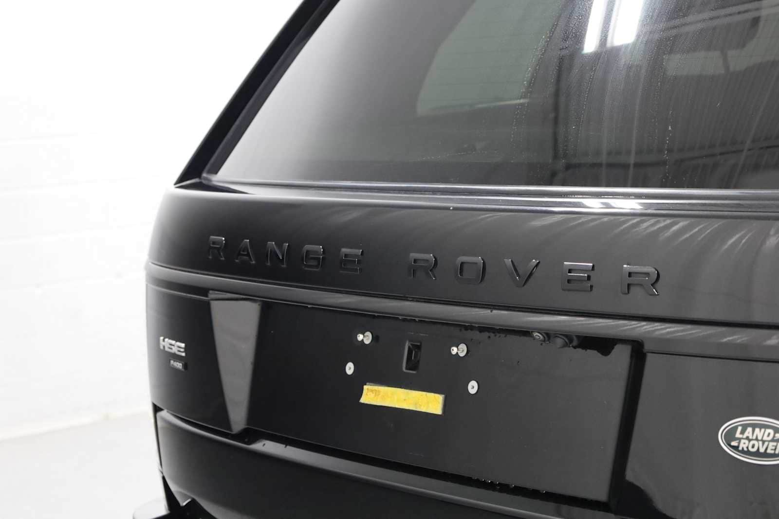 Thumbnail: 2021 Land Rover Range Rover - 8