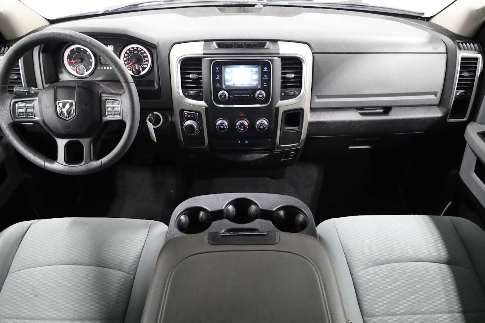 Thumbnail: 2019 RAM 1500 Classic - 21