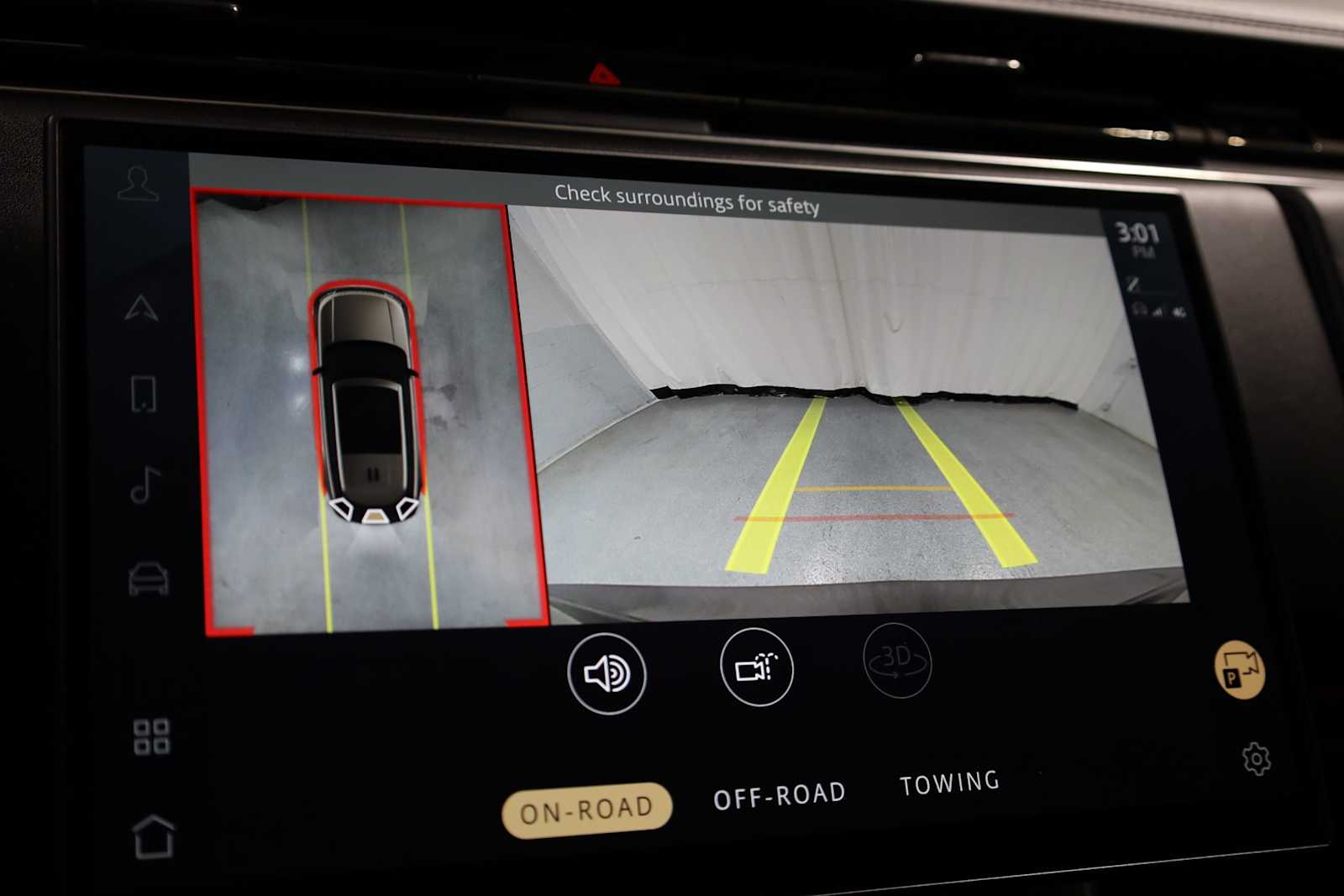 Thumbnail: 2023 Land Rover Range Rover - 40