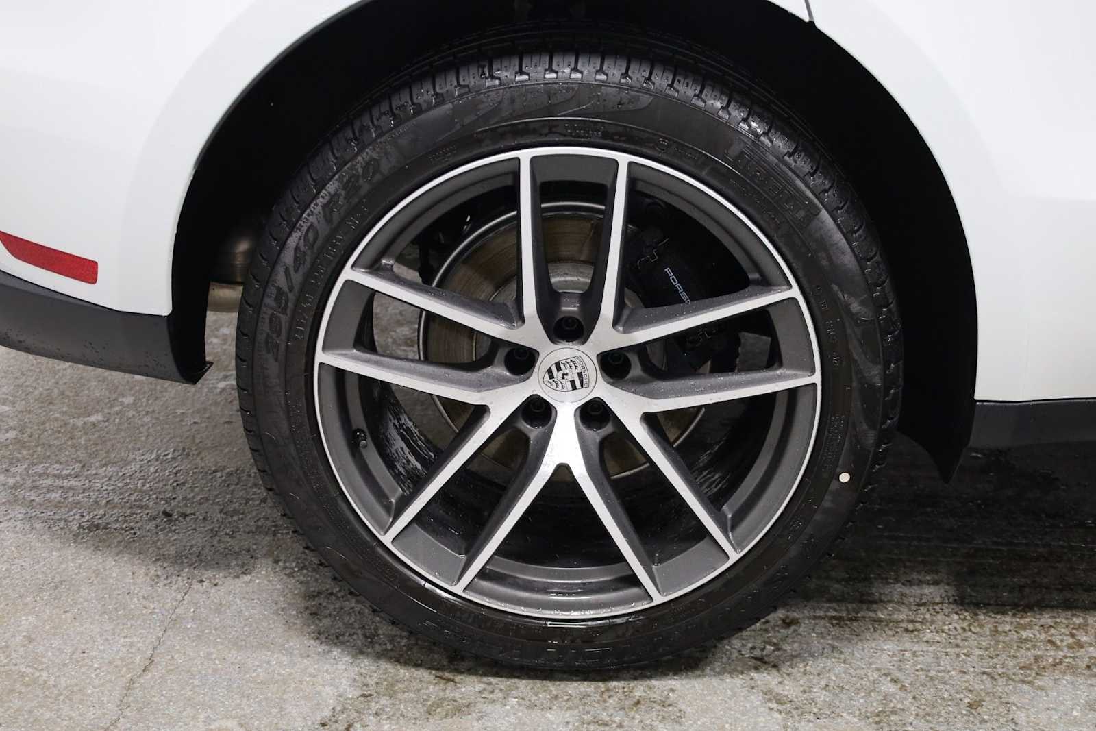 Thumbnail: 2026 Porsche Macan - 38