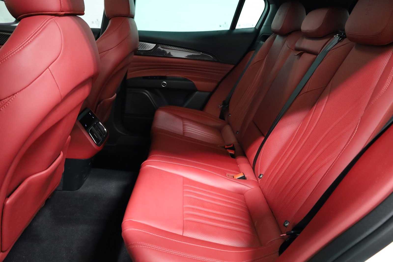 Thumbnail: 2023 Maserati Grecale - 36