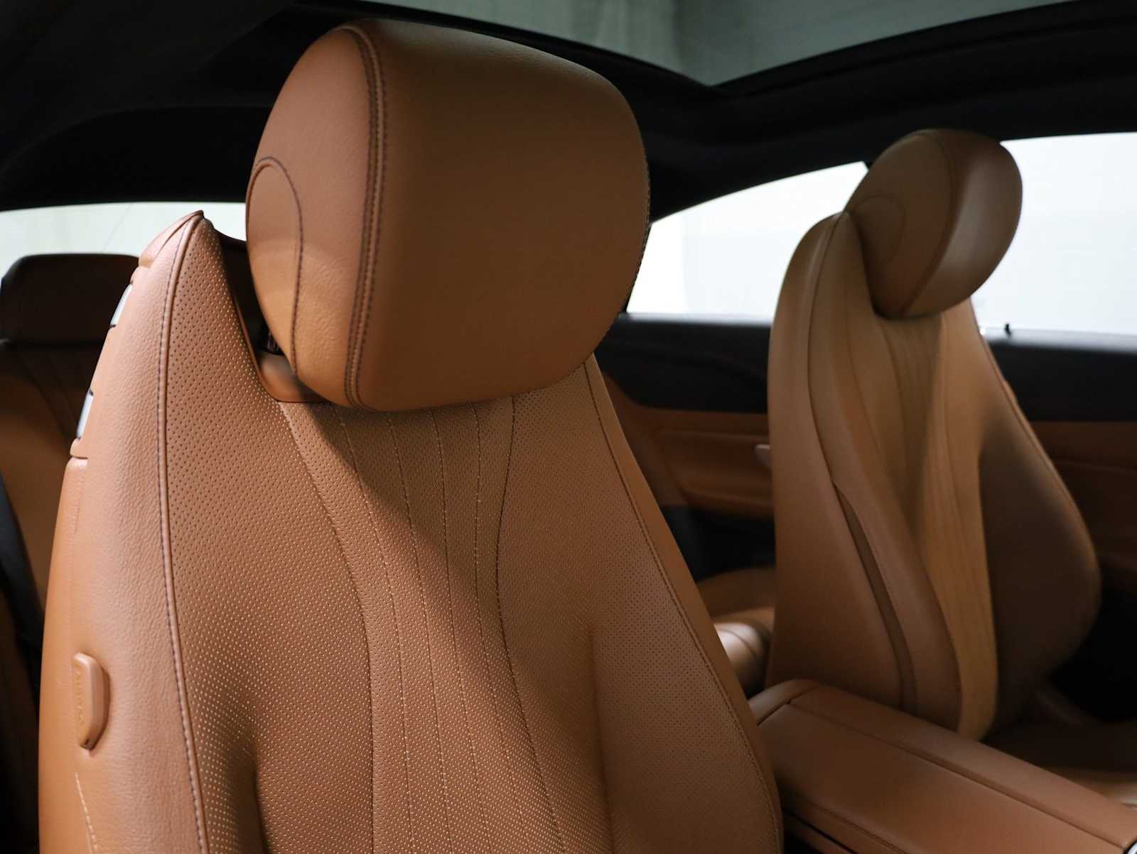 Thumbnail: 2020 Mercedes-Benz E-Class - 22