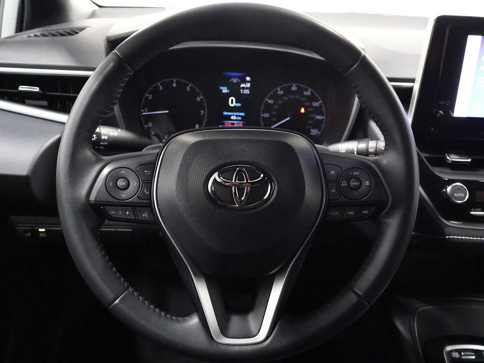 Thumbnail: 2023 Toyota Corolla - 21