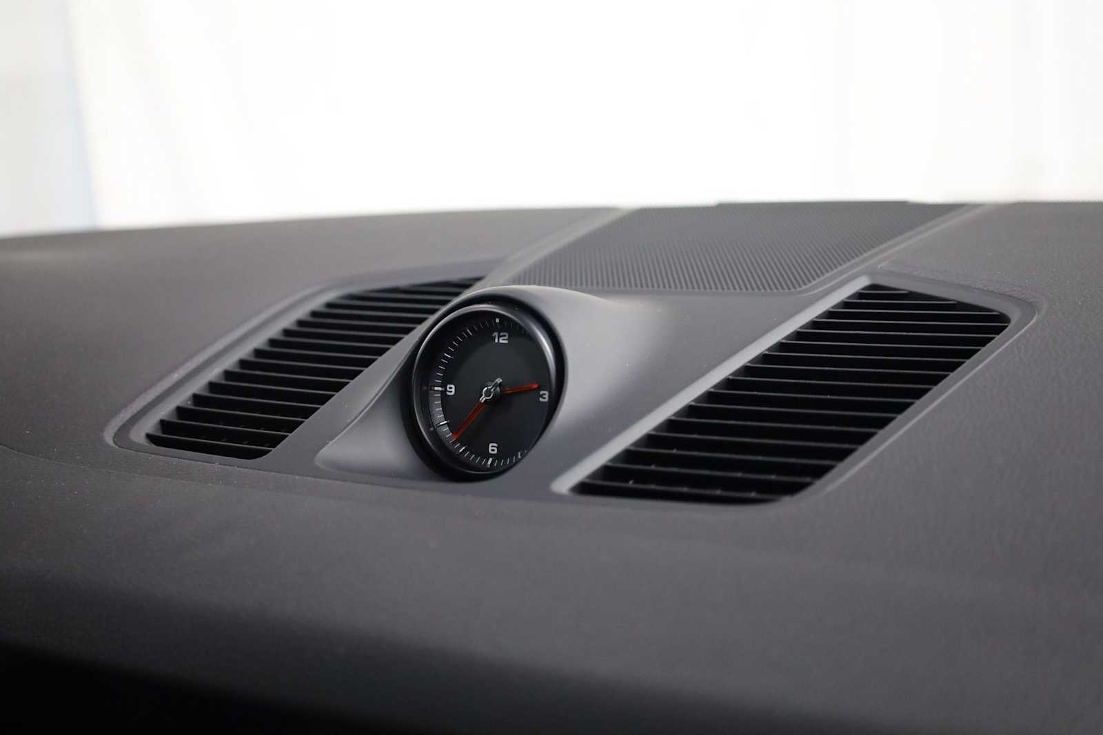 Thumbnail: 2023 Porsche  - 23