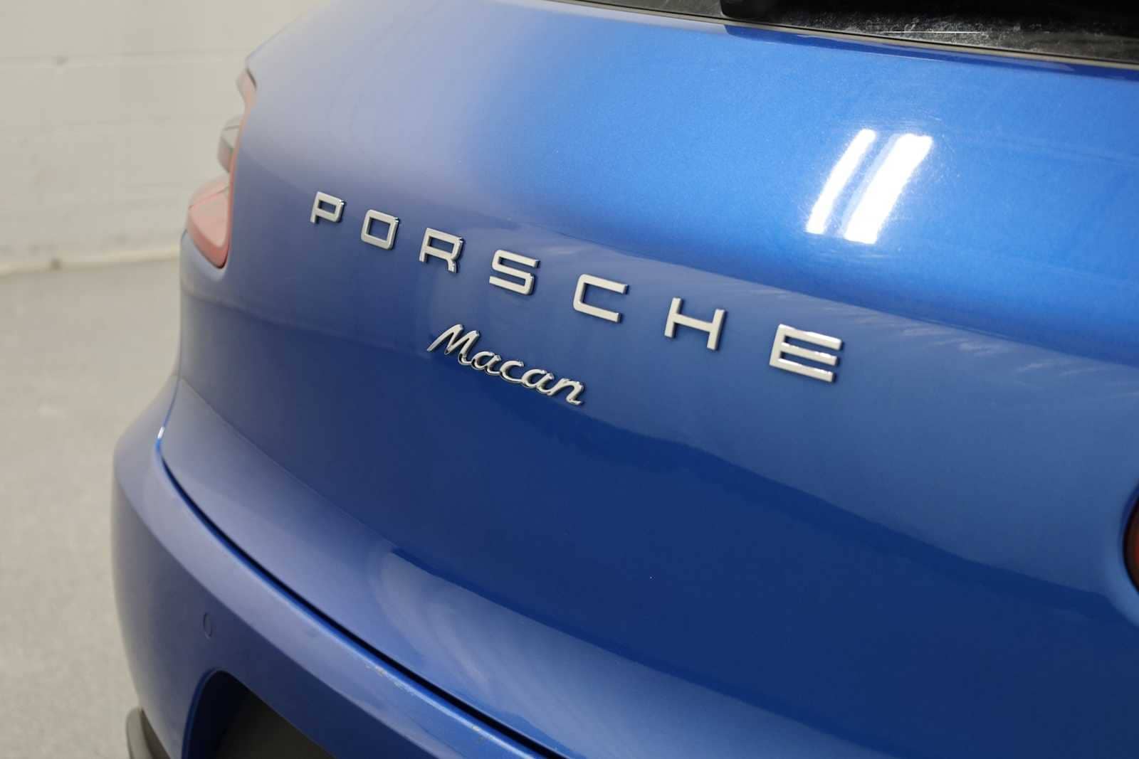 Thumbnail: 2018 Porsche Macan - 8