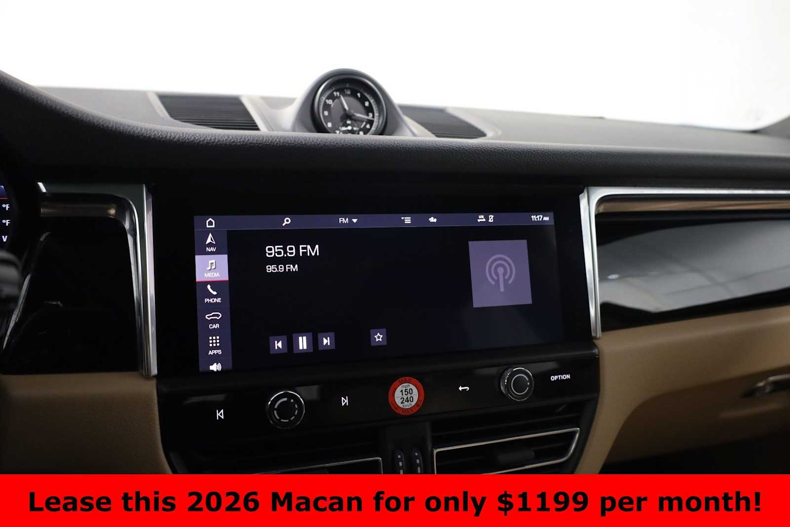 Thumbnail: 2026 Porsche Macan - 32