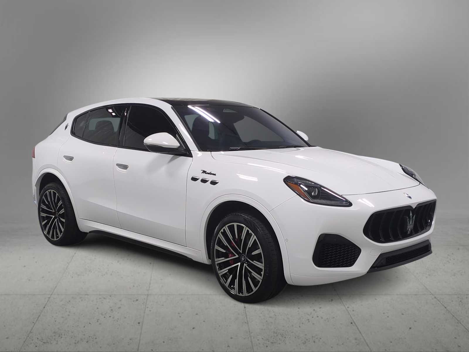 Thumbnail: 2023 Maserati Grecale - 2