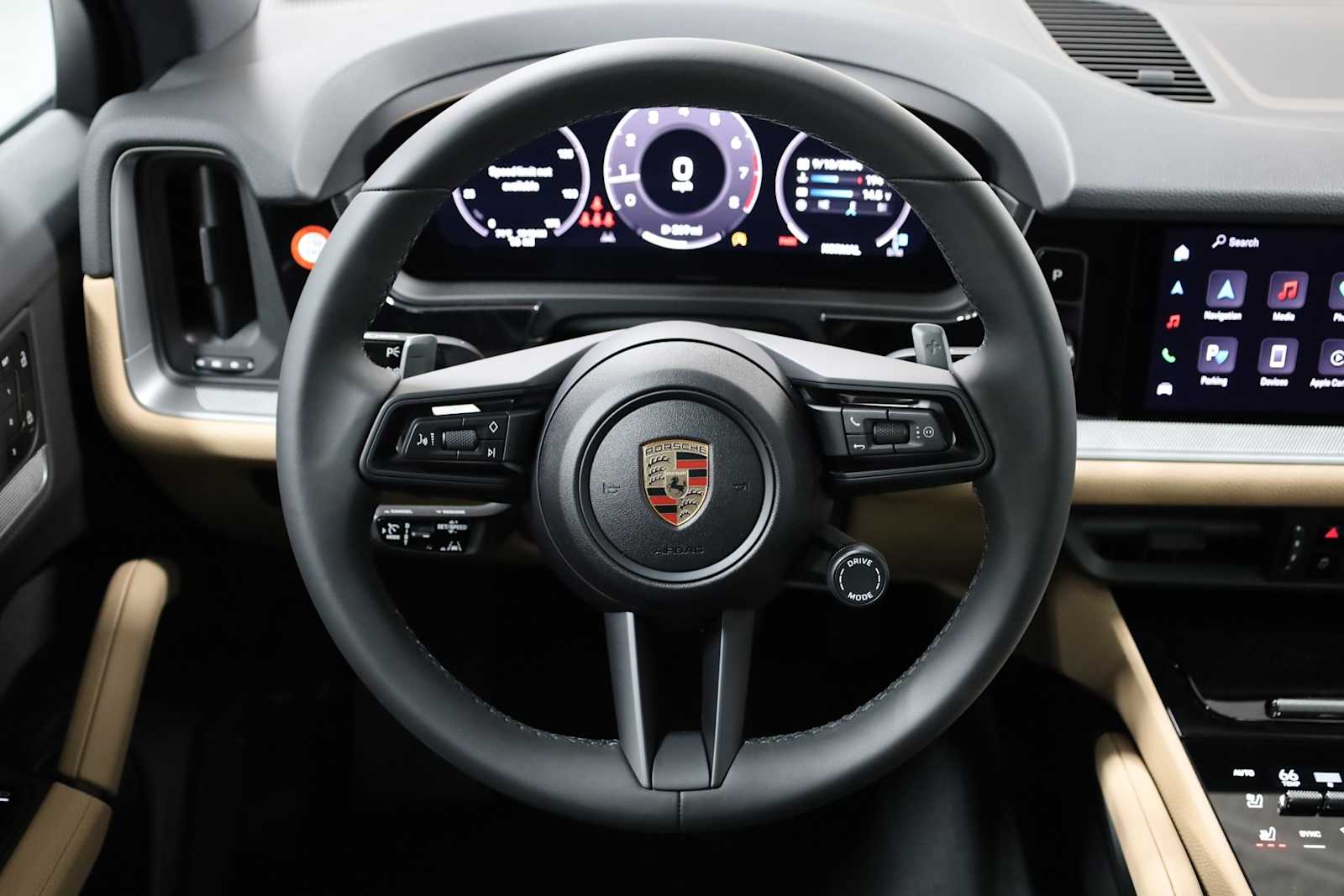 2024 Porsche Cayenne photo 4