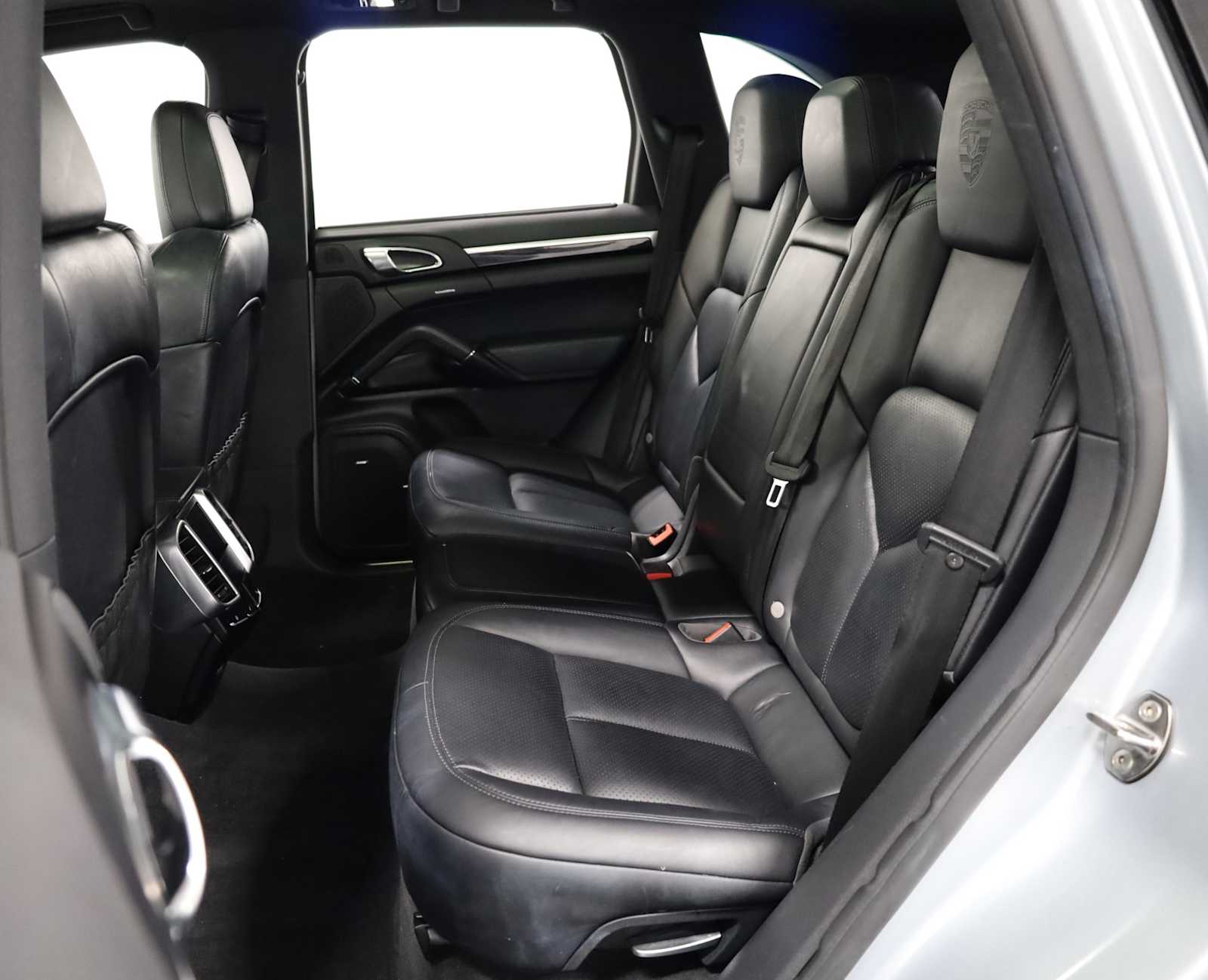 Thumbnail: 2017 Porsche Cayenne - 44