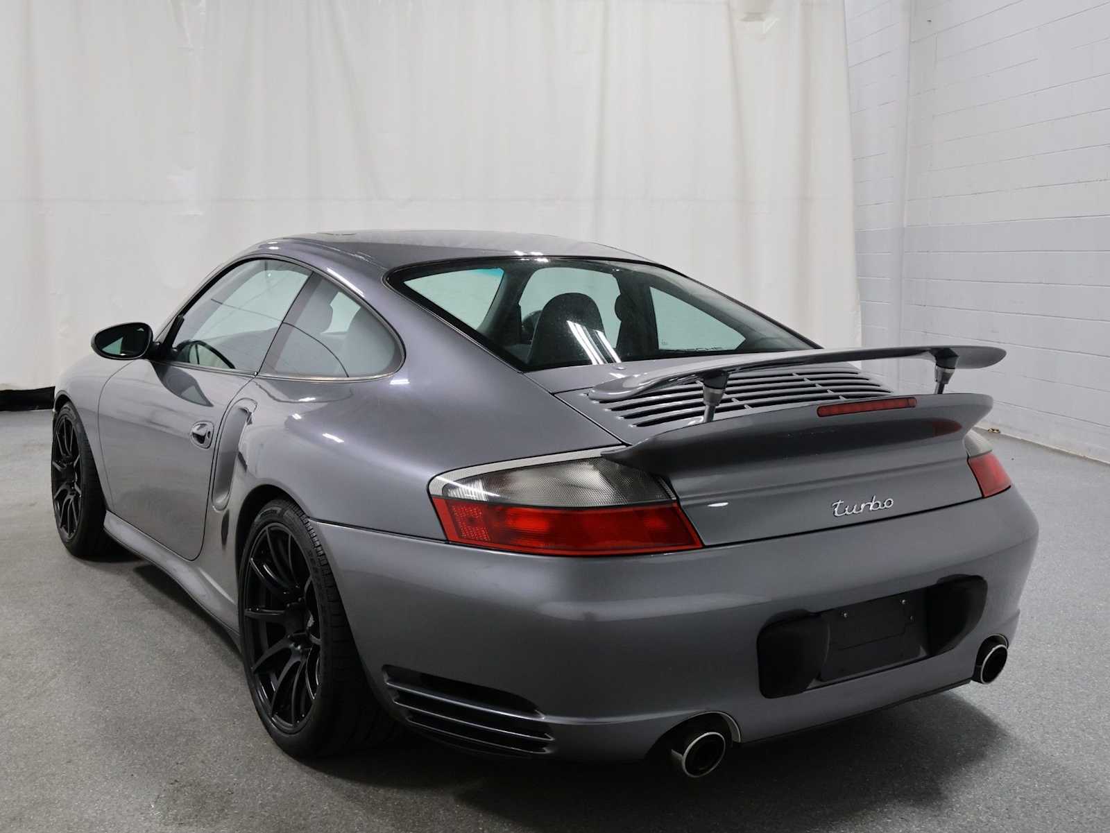 Thumbnail: 2002 Porsche 911 - 3