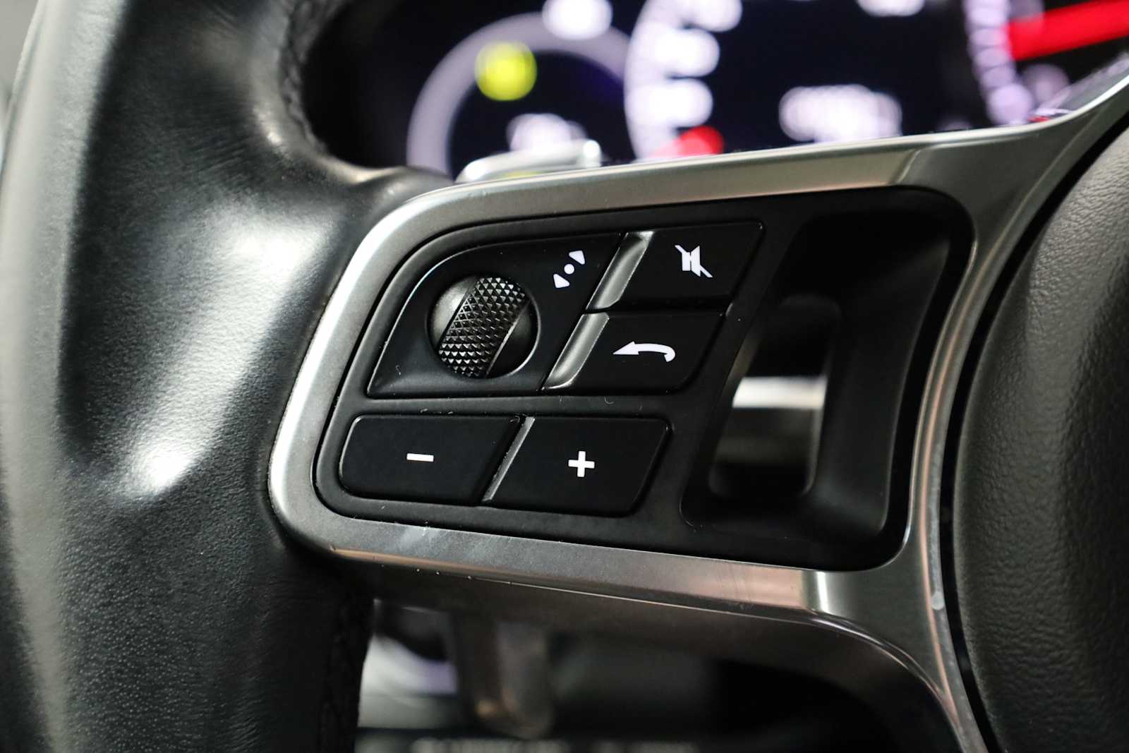 2022 Porsche Cayenne  27