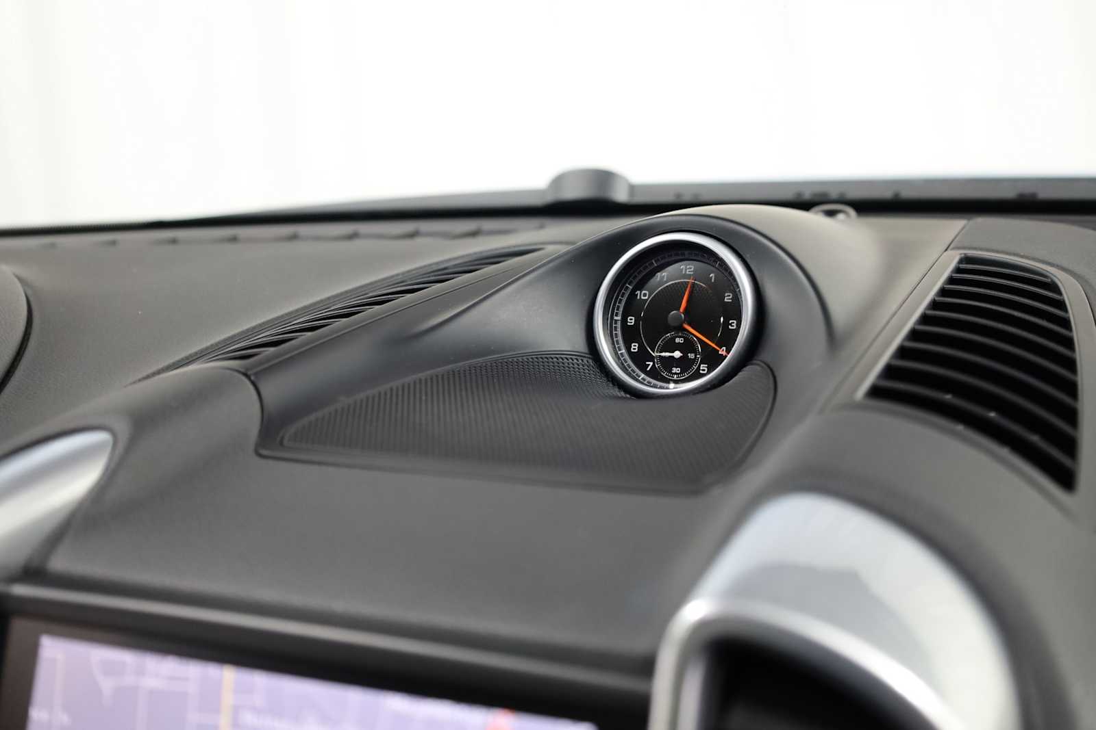 Thumbnail: 2017 Porsche Cayenne - 31