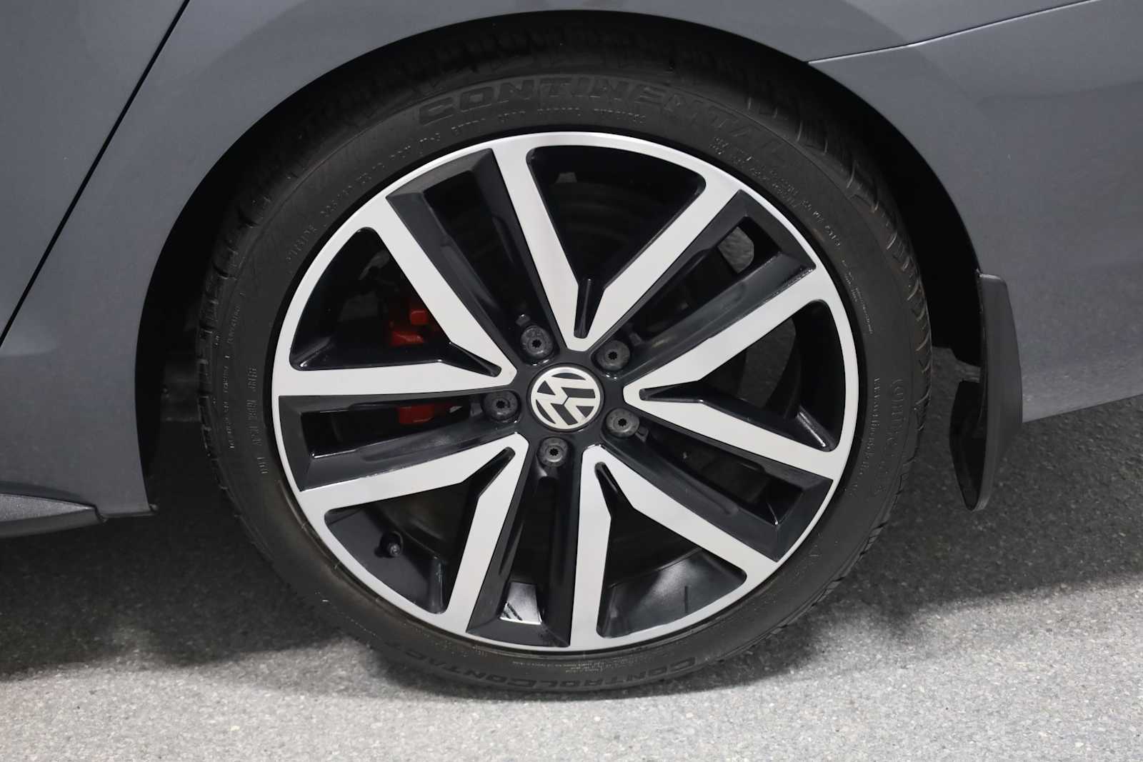 Thumbnail: 2014 Volkswagen Jetta - 35
