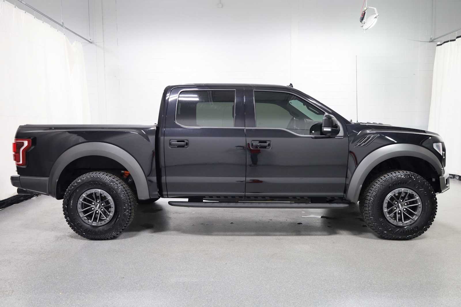 Thumbnail: 2020 Ford F-150 - 10