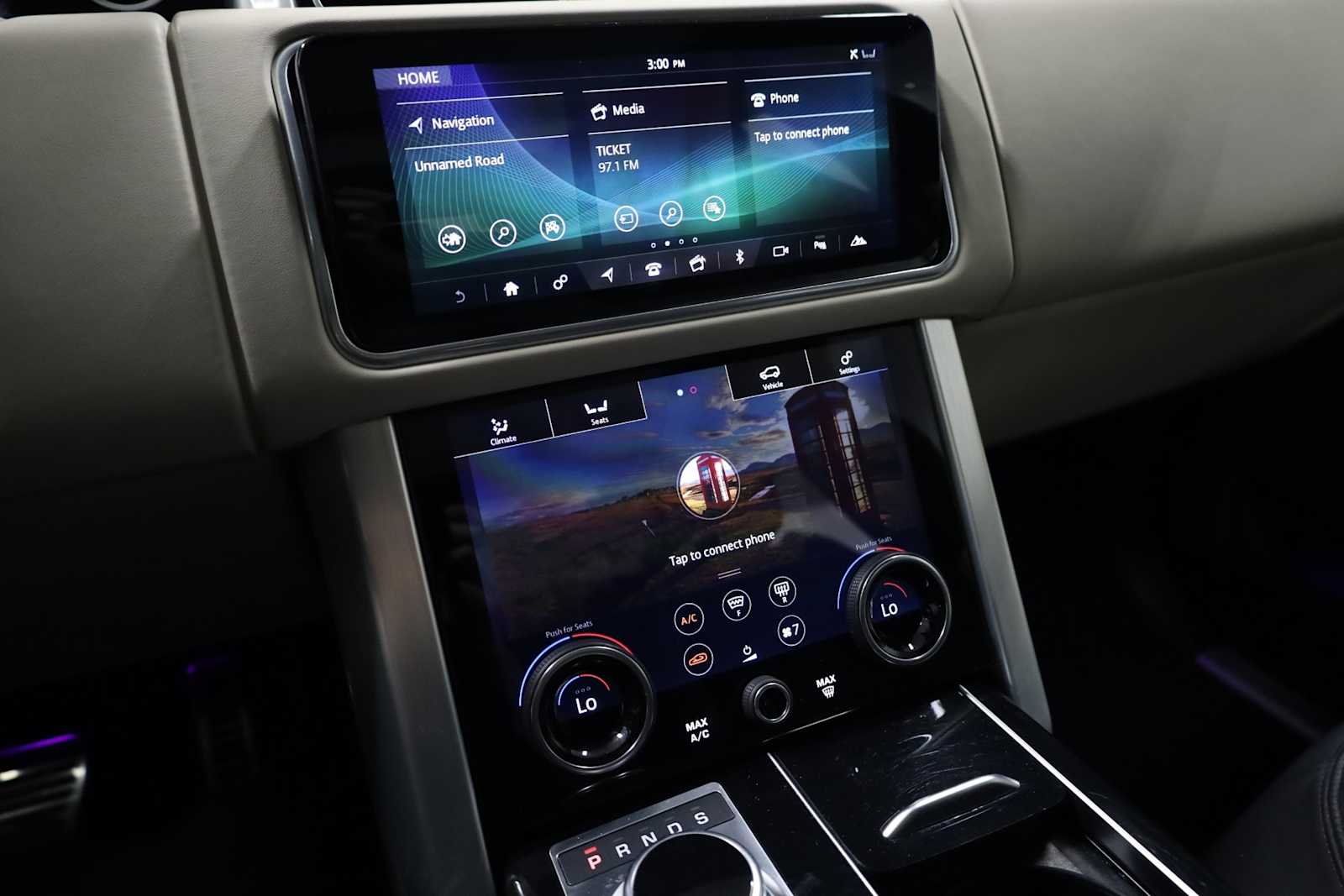 Thumbnail: 2021 Land Rover Range Rover - 30