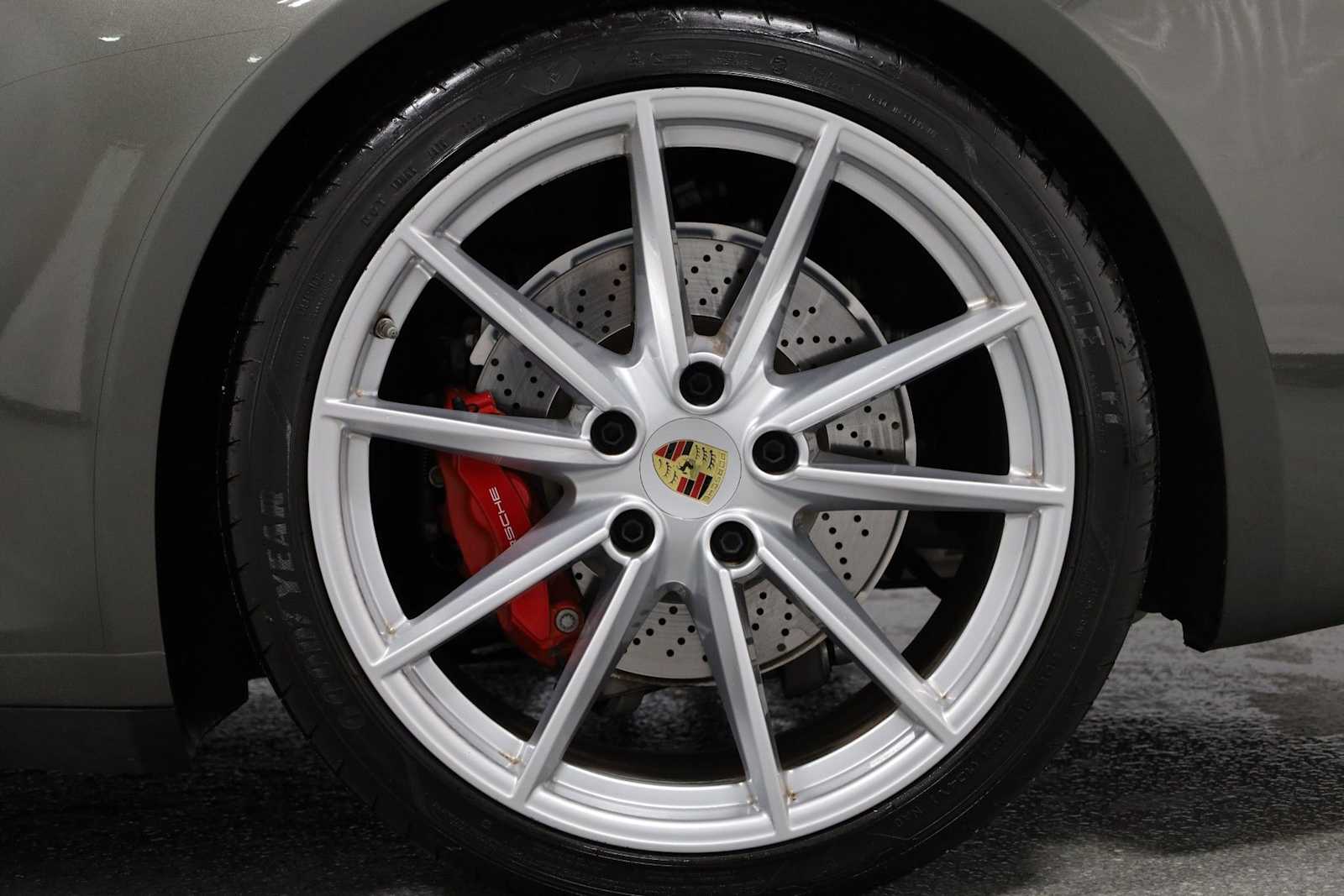 Thumbnail: 2024 Porsche 911 - 35