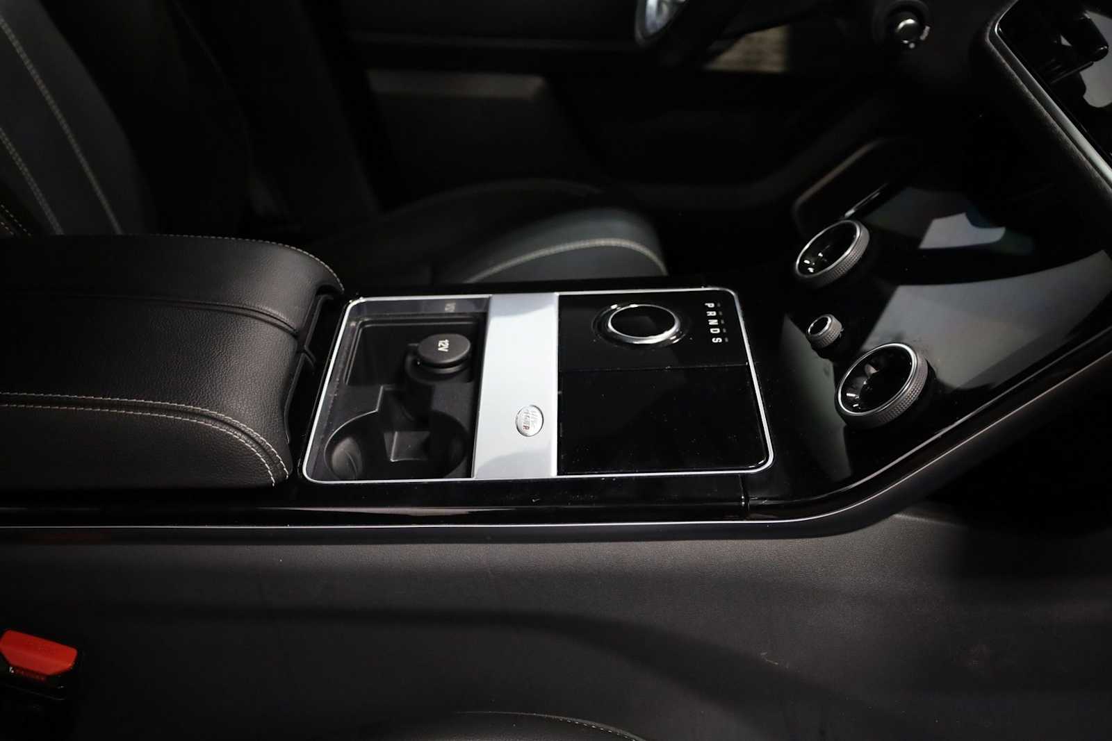 Thumbnail: 2018 Land Rover Range Rover Velar - 20