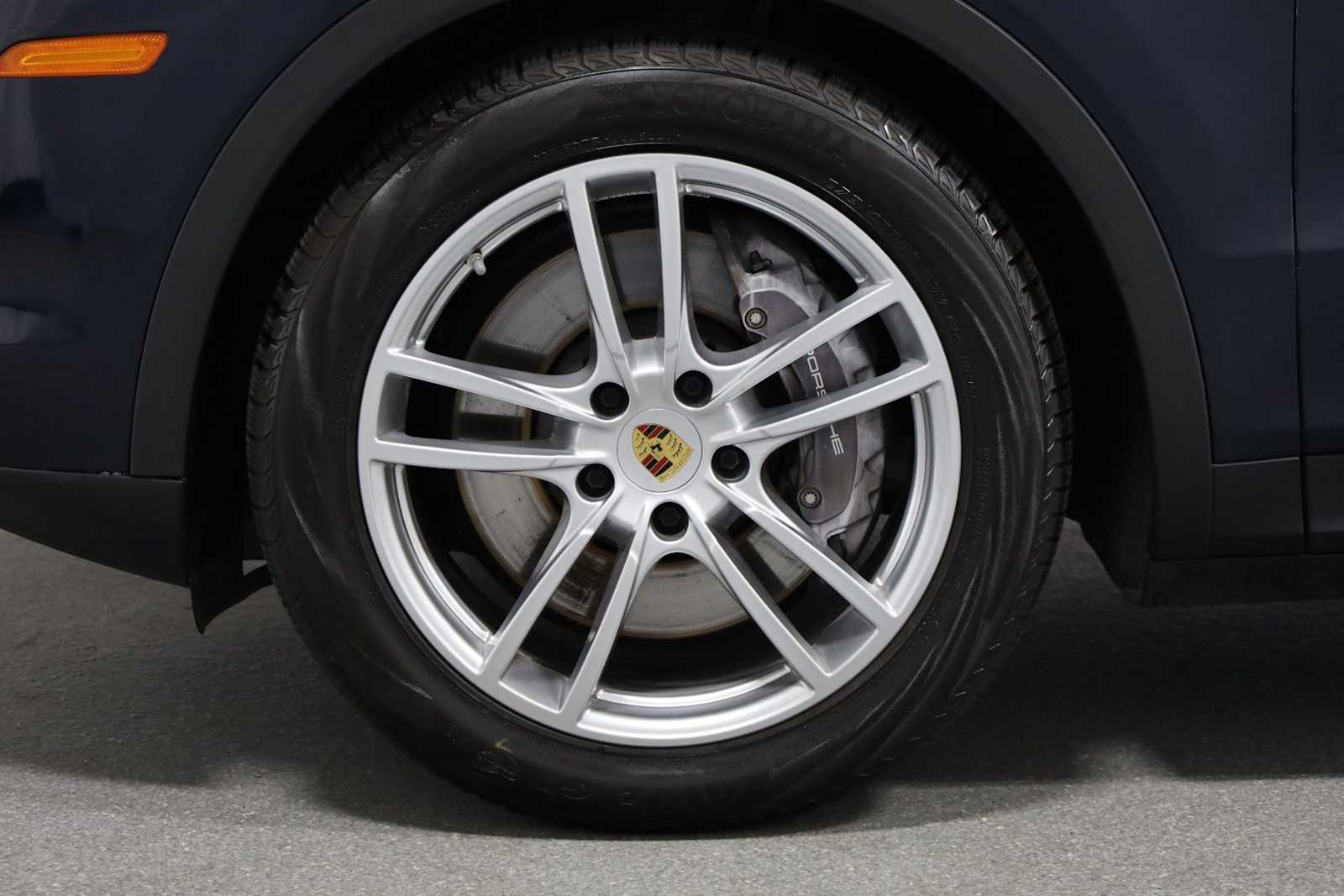 Thumbnail: 2023 Porsche  - 39