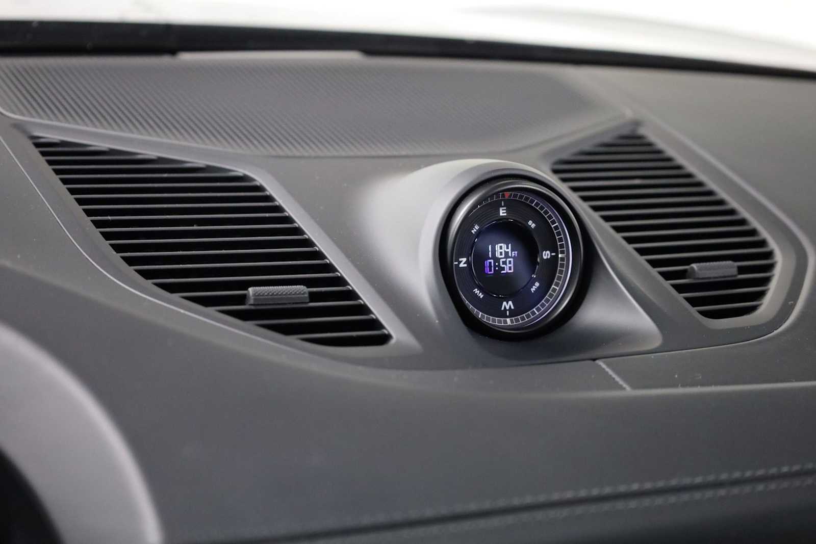 Thumbnail: 2025 Porsche Cayenne - 18