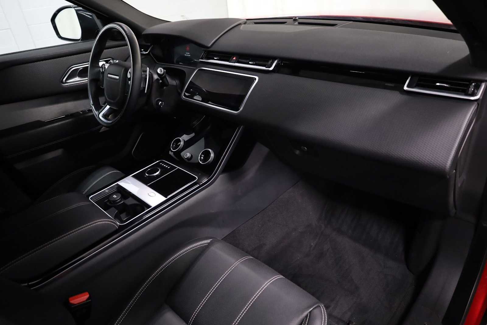 Thumbnail: 2018 Land Rover Range Rover Velar - 6