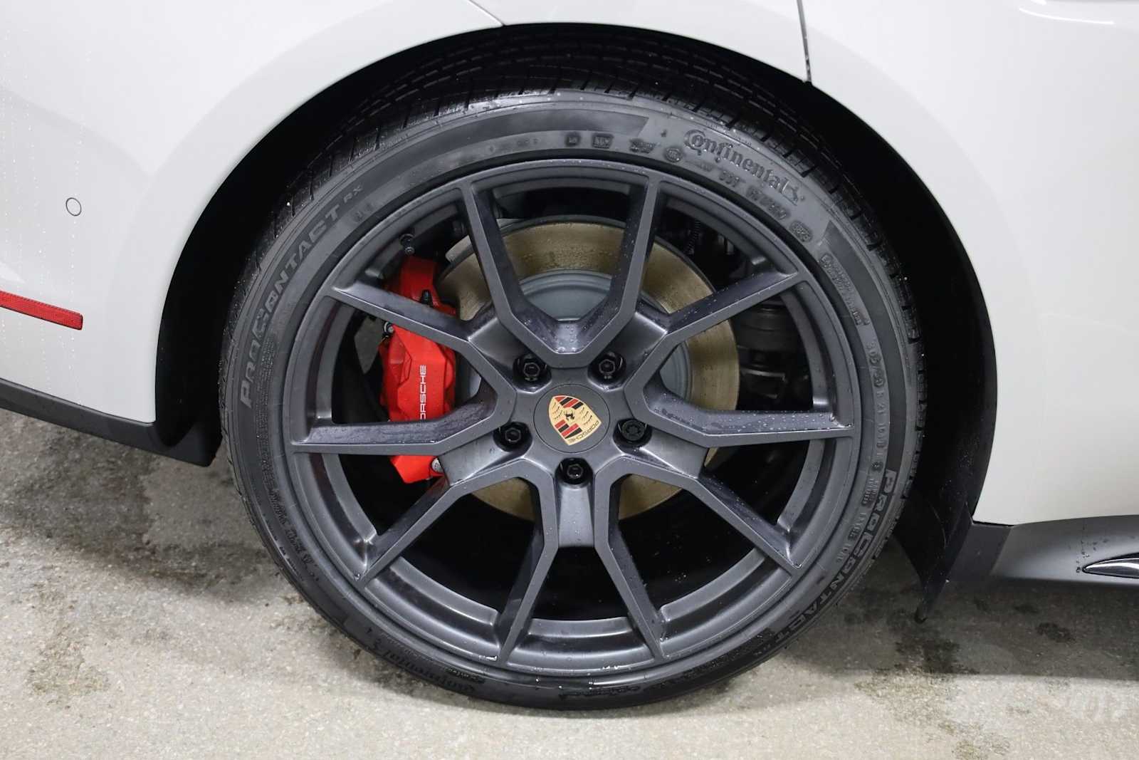 Thumbnail: 2026 Porsche Taycan - 37