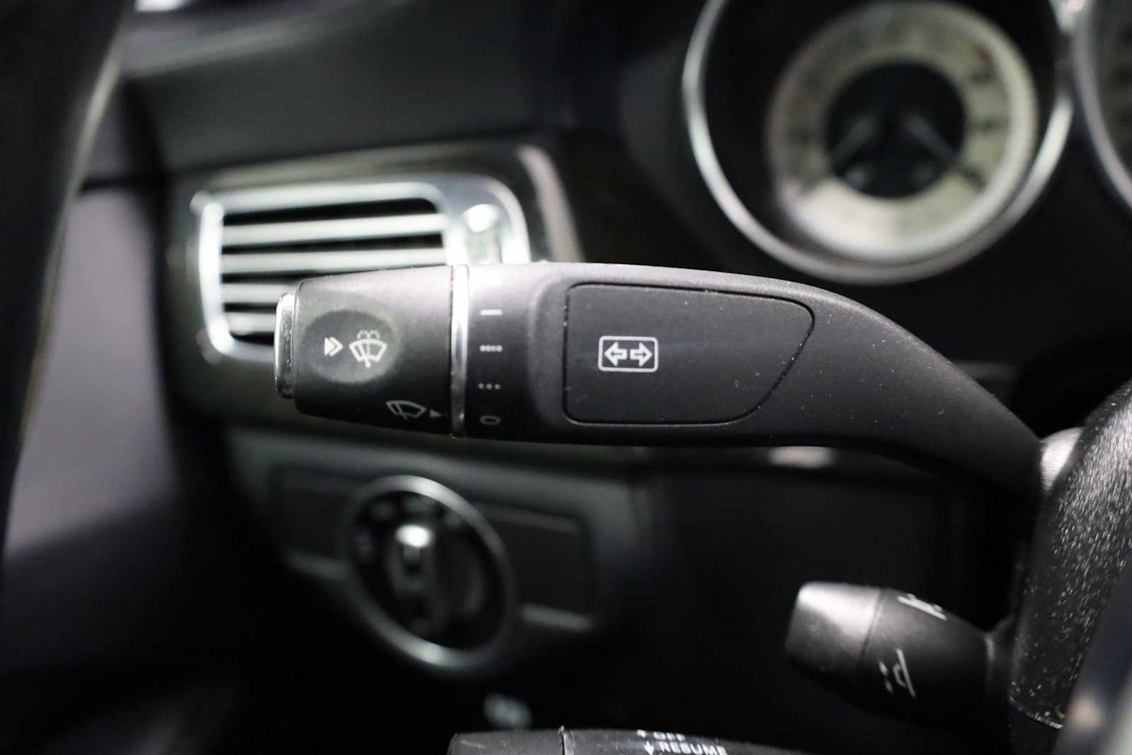 Thumbnail: 2014 Mercedes-Benz CLS - 29