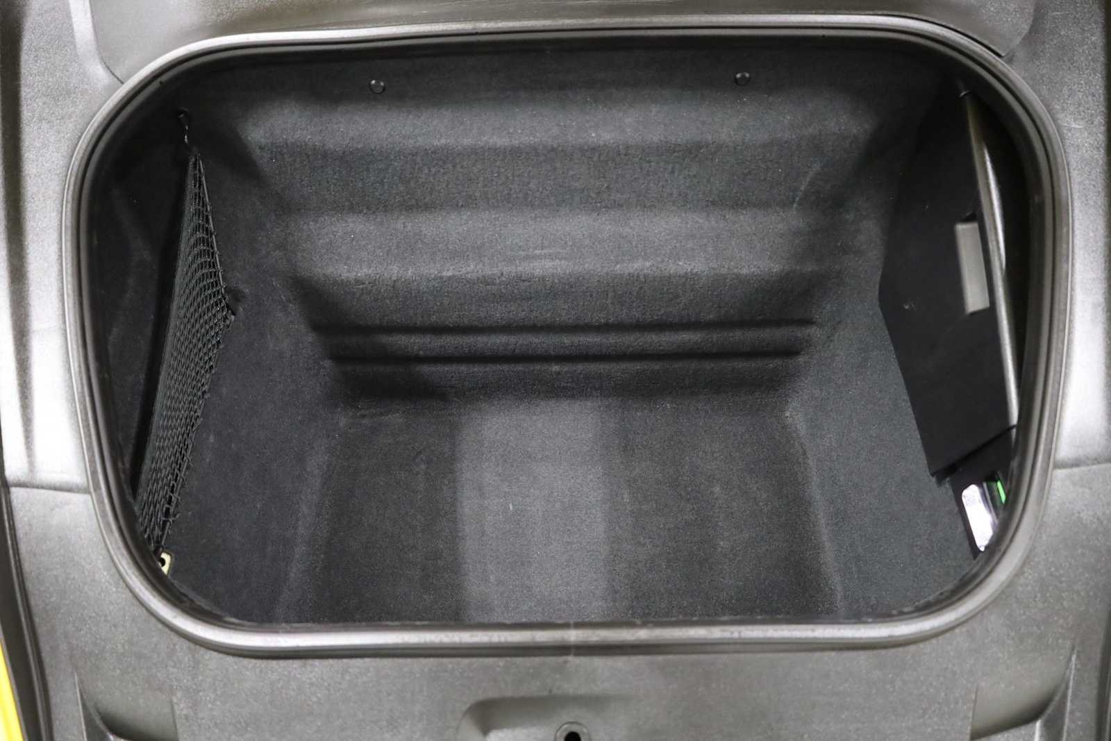 Thumbnail: 2022 Porsche 911 - 40