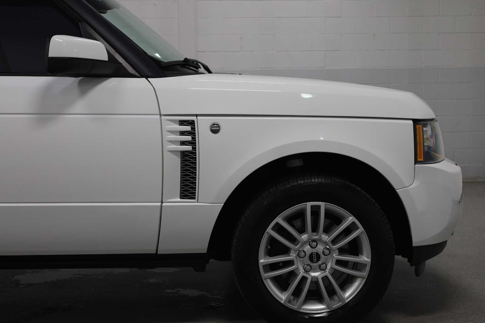 Thumbnail: 2012 Land Rover Range Rover - 11