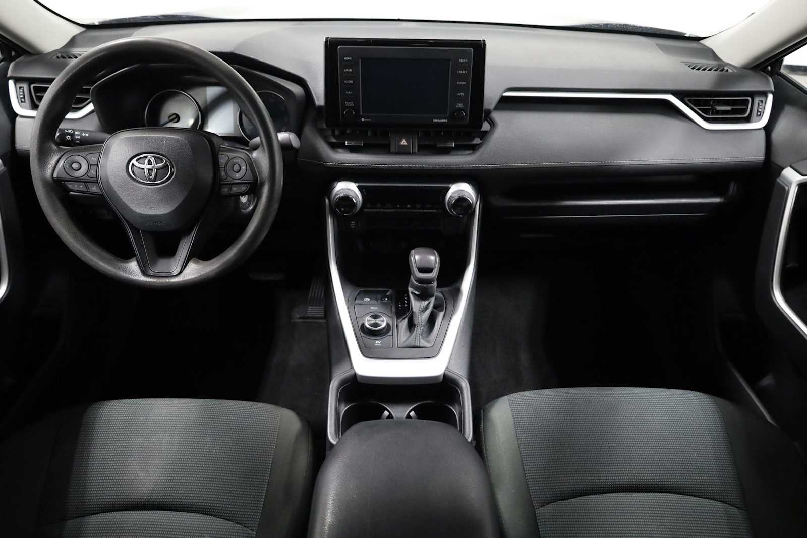 Thumbnail: 2021 Toyota RAV4 - 23