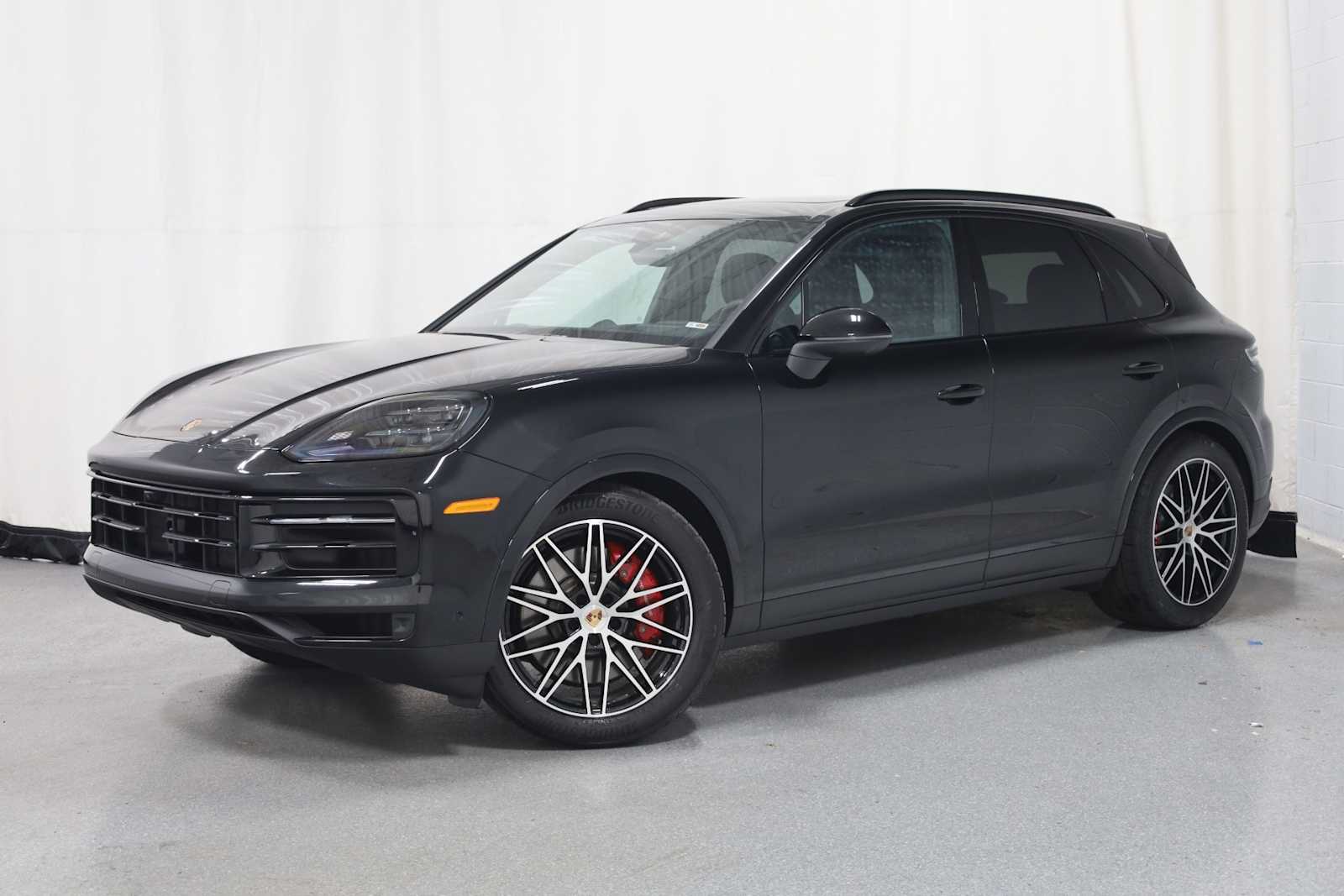 Thumbnail: 2025 Porsche Cayenne - 1