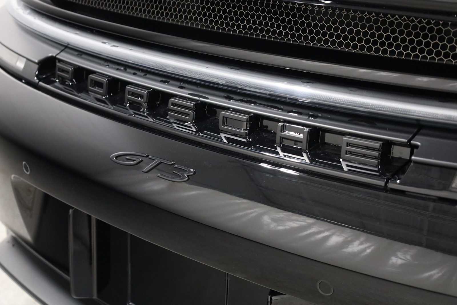 Thumbnail: 2026 Porsche 911 - 8