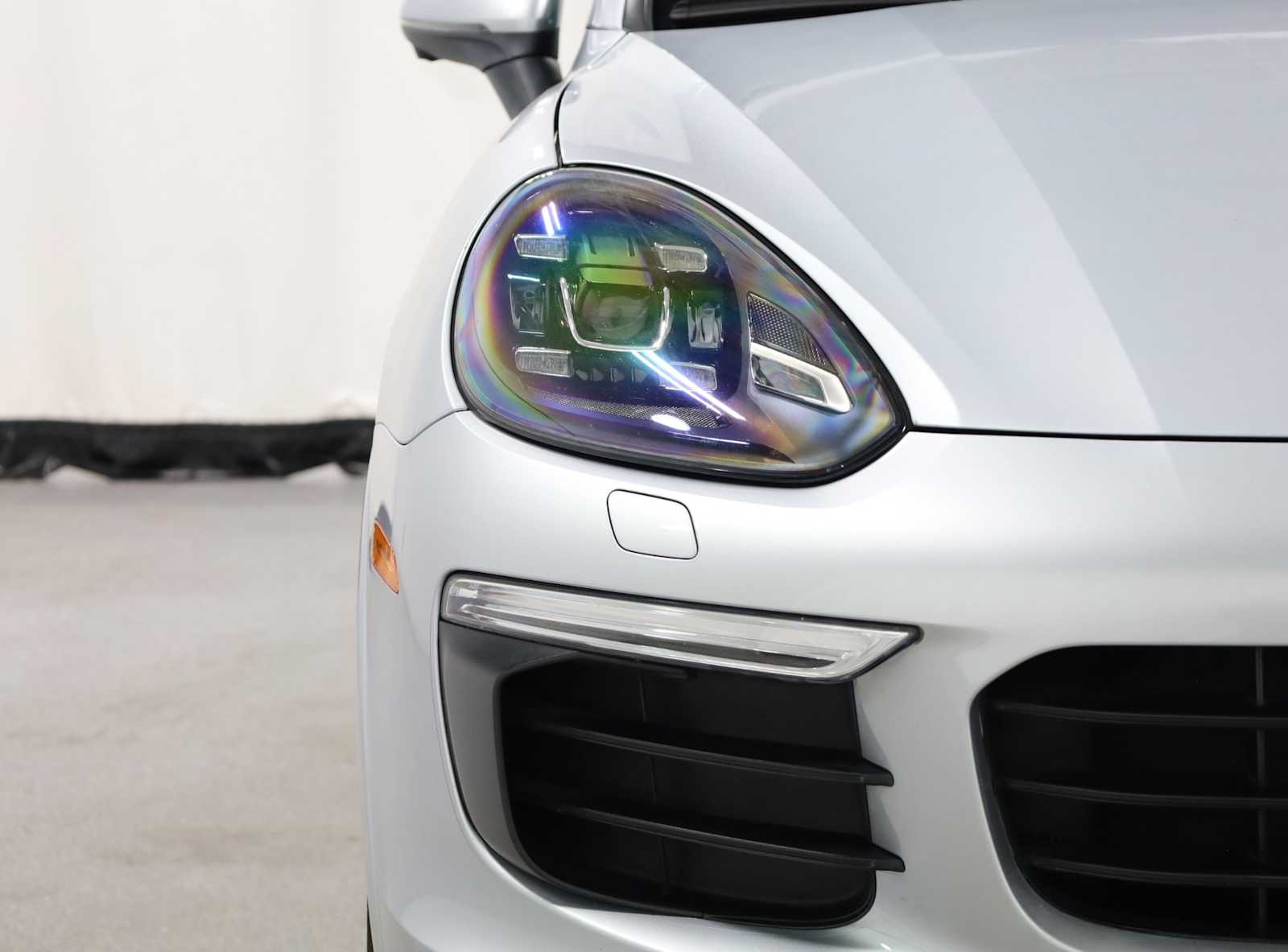 Thumbnail: 2017 Porsche Cayenne - 23