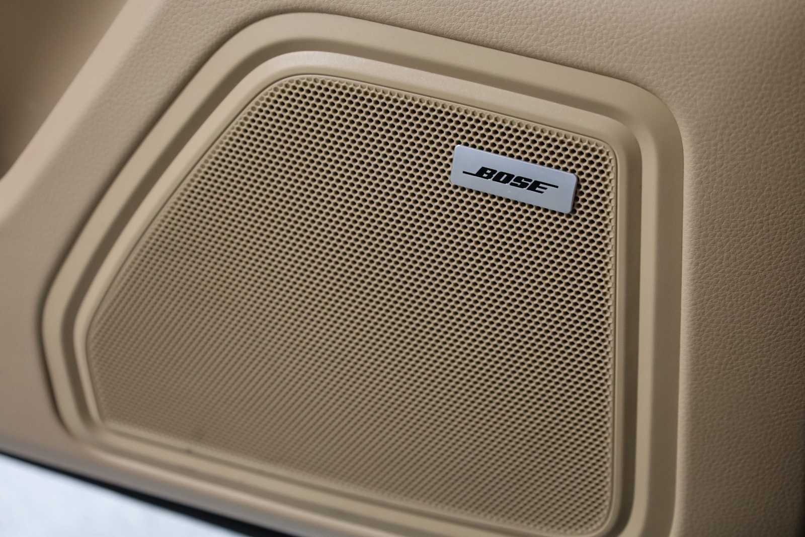 Thumbnail: 2020 Porsche Macan - 17