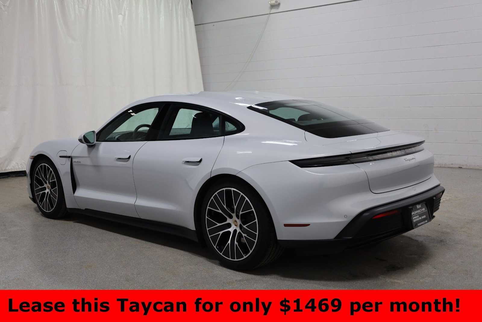 Thumbnail: 2025 Porsche Taycan - 3