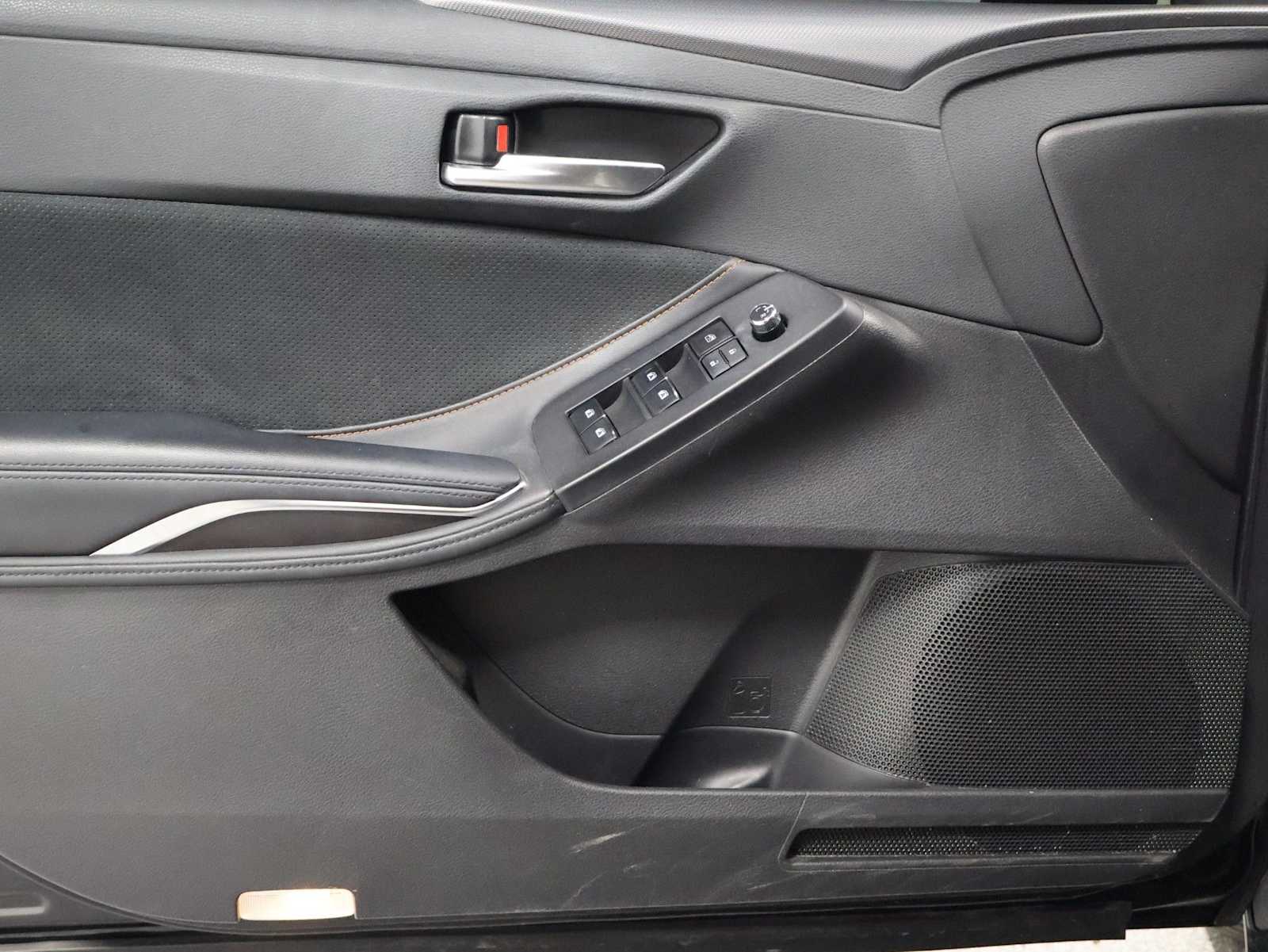 Thumbnail: 2019 Toyota Avalon - 16